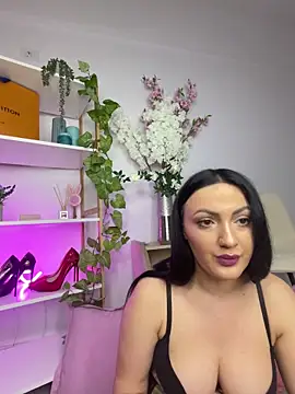 RaisaSalvi online show from March 14, 2025, 3:58 pm