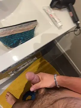 yannusgir33 online show from March 16, 2026, 7:01 am