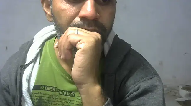 Snapshot of Nightservice27 chatting on January 28, 2025, 3:57 pm Nightservice27 online show from January 28, 2025, 3:57 pm