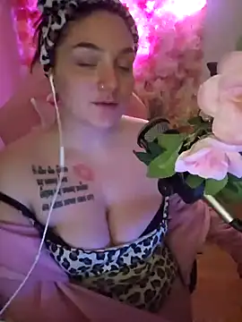 Jinyxx3 online show from February 13, 2025, 4:54 am