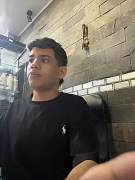 Santiago-Thompson online show from November 15, 2025, 10:26 pm