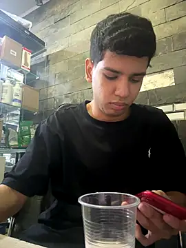 Santiago-Thompson online show from December 20, 2025, 9:33 pm