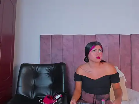 Annita001 online show from March 11, 2026, 6:47 pm