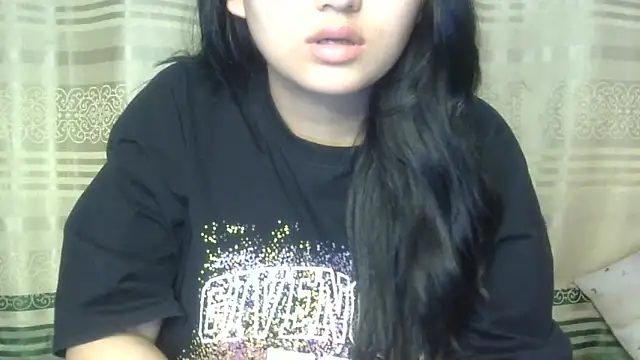Snapshot of undressed_princesss chatting on June 2, 2026, 5:48 pm undressed princesss online show from June 2, 2026, 5:48 pm