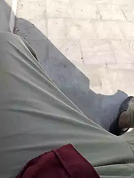 xmanrawan2 online show from February 17, 2025, 10:40 am