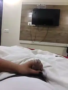 xmanrawan2 online show from March 6, 2025, 10:41 am