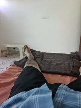 xmanrawan2 online show from October 14, 2025, 5:08 am