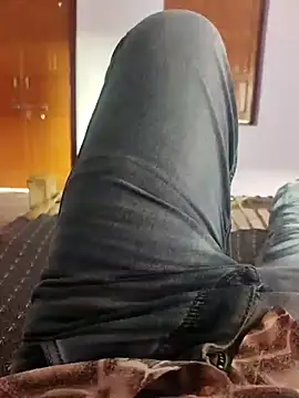 xmanrawan2 online show from February 21, 2026, 11:44 am