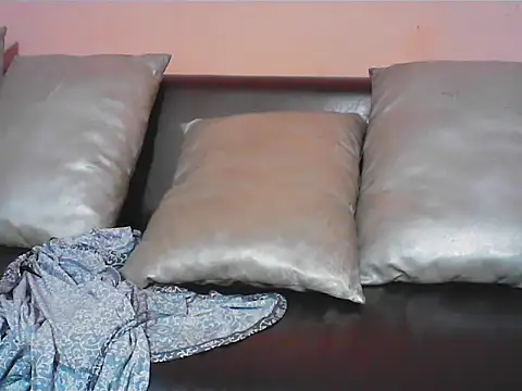 kajal  bhabhi  online show from February 28, 2025, 9:55 pm