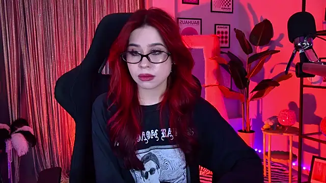 MisaPage online show from April 19, 2026, 12:22 am