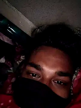 Snapshot of birds0641 chatting on February 2, 2025, 7:25 pm birds0641 online show from February 2, 2025, 7:25 pm