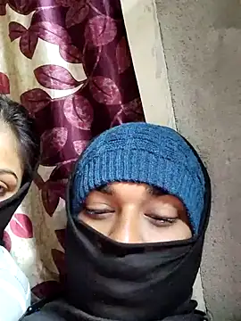 Snapshot of birds0641 chatting on February 9, 2025, 7:30 pm birds0641 online show from February 9, 2025, 7:30 pm