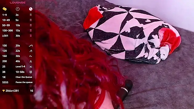 Luna-Naughty online show from February 24, 2025, 3:23 am