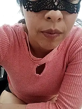Elaine04 online show from June 24, 2026, 9:14 pm