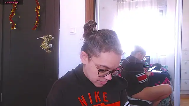 Ju-Hot online show from February 19, 2025, 1:39 pm