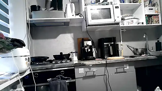 Misssweet s online show from September 15, 2025, 5:18 am