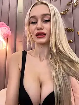 KristinaDane online show from February 6, 2025, 3:16 am