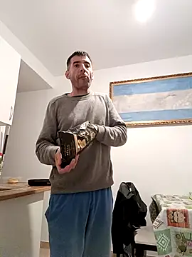 juanignacioargentino online show from February 9, 2025, 10:32 pm