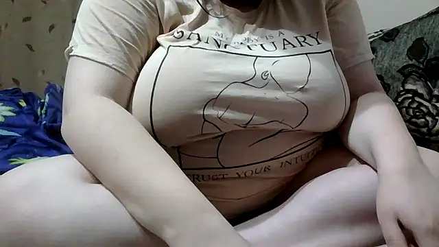 ChubbyCharm online show from March 11, 2025, 8:09 pm