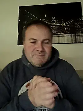 Snapshot of Pourleplasirs chatting on December 14, 2025, 10:58 pm Pourleplasirs online show from December 14, 2025, 10:58 pm