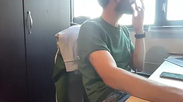 bullyboyy online show from January 27, 2025, 2:57 pm