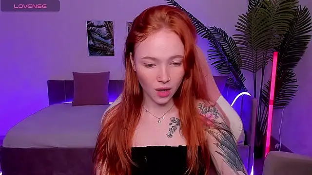 Maya Light online show from September 21, 2025, 8:27 am