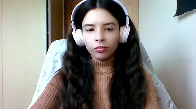 LariceSexy online show from February 13, 2025, 1:05 pm