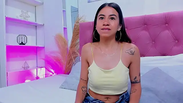 Ariana greenblat online show from January 28, 2025, 10:56 am