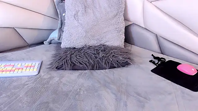 Salome  evans online show from February 27, 2025, 4:43 pm