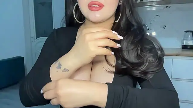 Snapshot of anora_sunny chatting on April 27, 2026, 5:49 am anora sunny online show from April 27, 2026, 5:49 am
