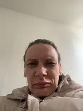 blondey206 online show from April 25, 2026, 7:55 am