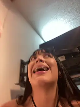 Melody rousse  online show from February 5, 2025, 8:14 pm