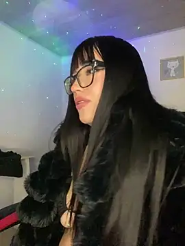 Melody rousse  online show from February 14, 2025, 10:25 pm