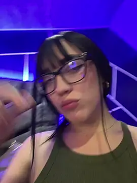 Melody rousse  online show from February 21, 2025, 1:33 am