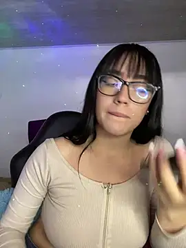 Melody rousse  online show from February 26, 2025, 8:11 pm