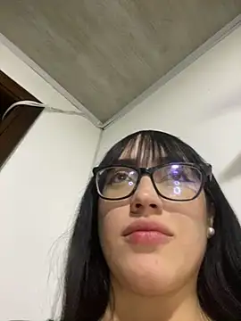 Melody rousse  online show from March 20, 2025, 11:12 pm