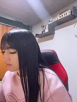 Melody rousse  online show from November 14, 2025, 7:34 pm