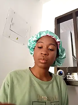 Zaira Rose  online show from September 22, 2025, 12:40 pm