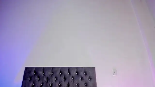 Zaira Rose  online show from September 30, 2025, 1:38 pm