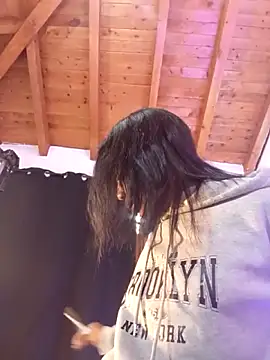 Zaira Rose  online show from October 1, 2025, 12:44 pm