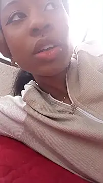 Zaira Rose  online show from October 9, 2025, 1:53 pm