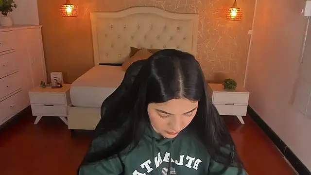 Hadley  online show from November 29, 2025, 3:53 am