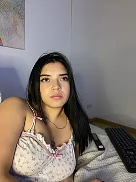 eileensophi online show from March 8, 2025, 9:28 am