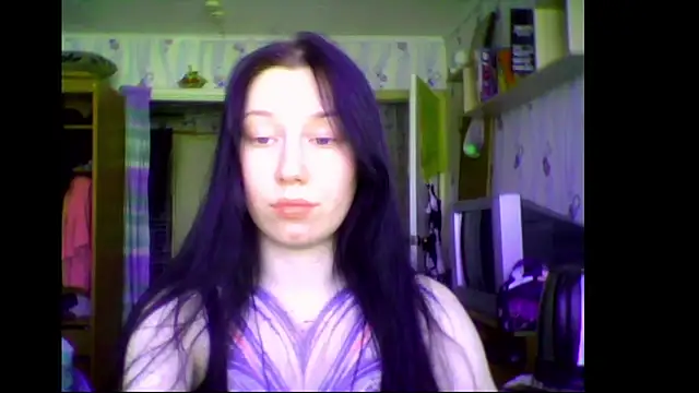 Snapshot of RussNocturnal chatting on May 5, 2026, 9:17 am RussNocturnal online show from May 5, 2026, 9:17 am