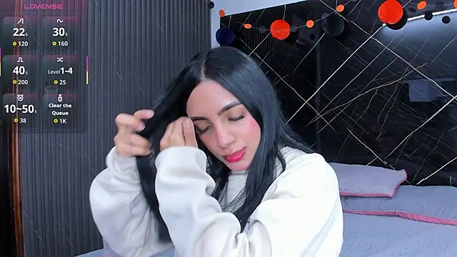 Estefy gomez09 online show from November 13, 2025, 3:38 am