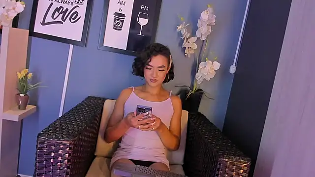 AliDiaz  online show from March 15, 2025, 7:27 pm