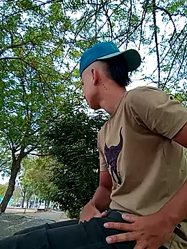 arevalo1124 online show from March 13, 2025, 3:17 pm