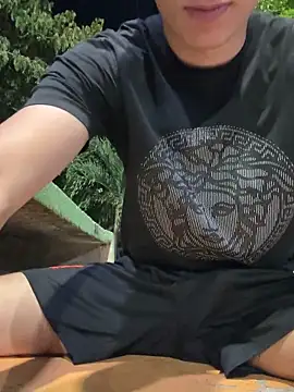 arevalo1124 online show from November 10, 2025, 4:55 am