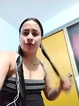 kamila lovee online show from February 20, 2025, 1:36 am