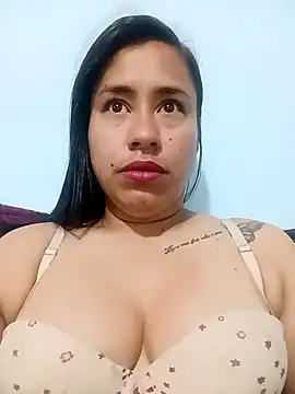 kamila lovee online show from March 17, 2025, 1:18 pm